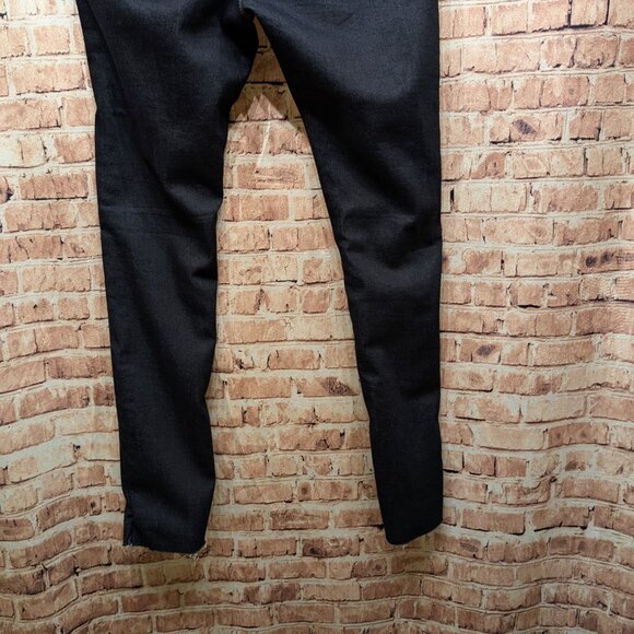 Bullhead Distressed Skinny Jeans Size 5 - Picture 8 of 16